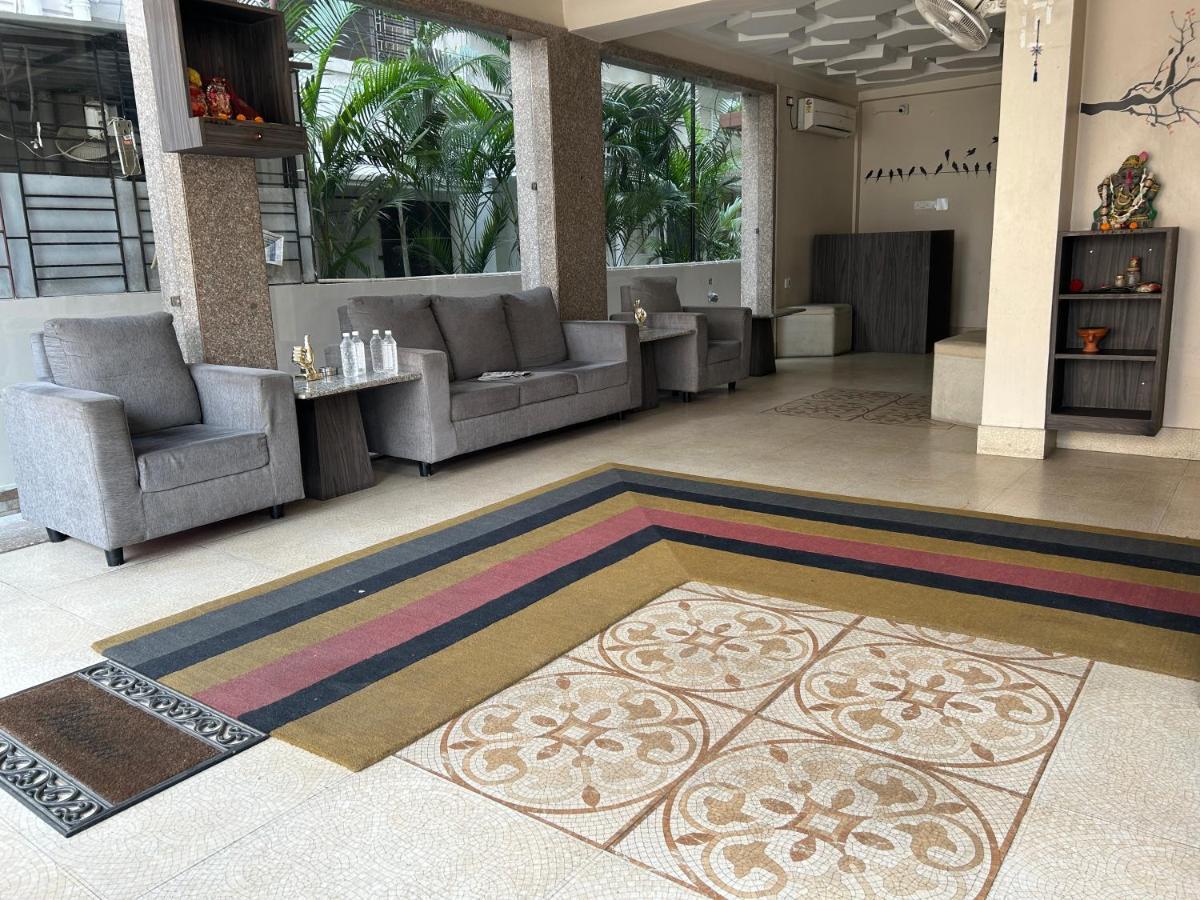 The Aster Enclave Hotel Calcutta Buitenkant foto